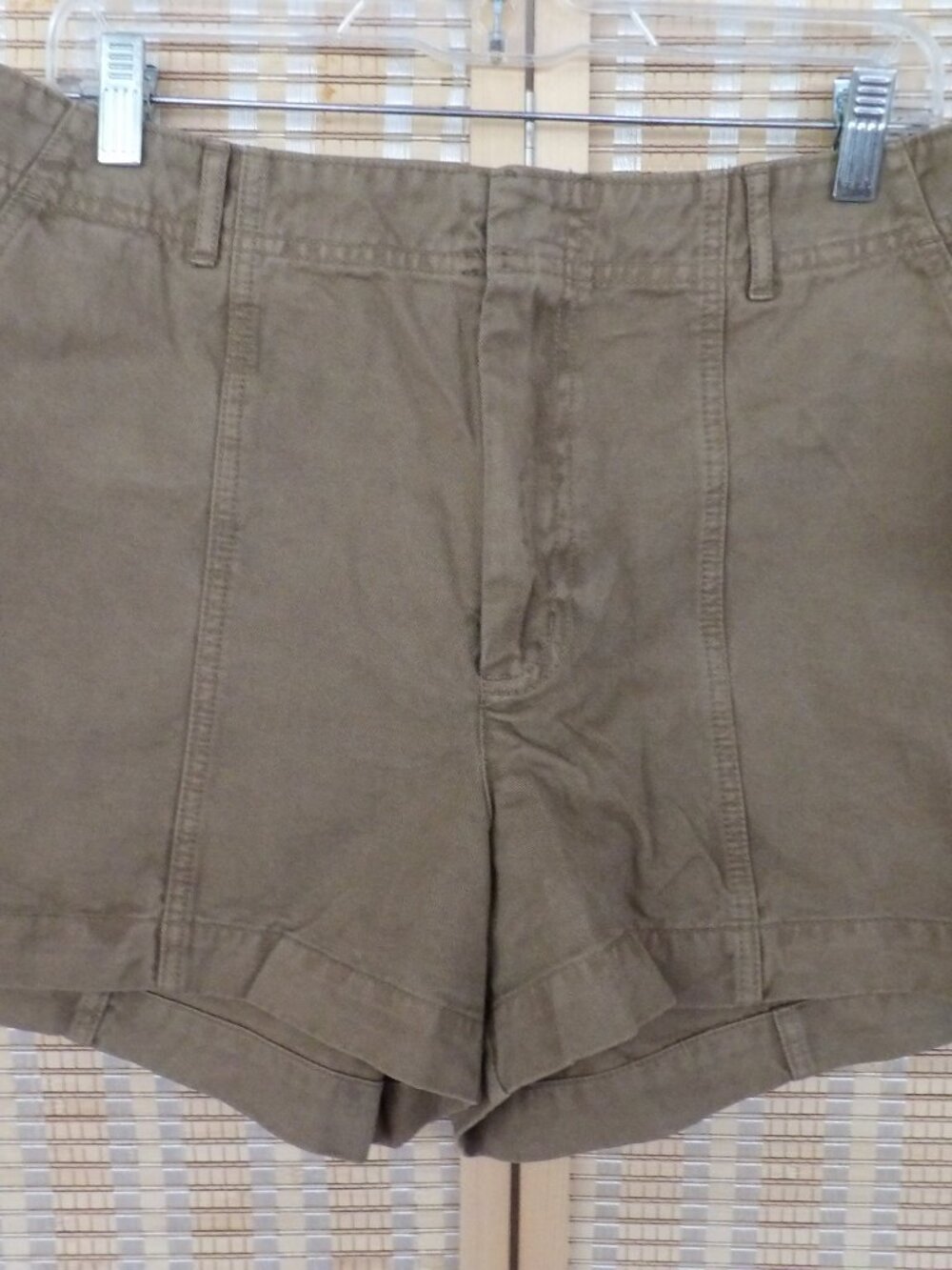 NWT Women's Universal Thread Size 12 High Rise Brown Trouser Shorts